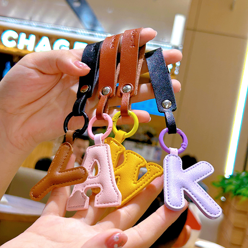 Creative PU Leather 26 Letter  - Monogram Keychain Leather recension och pris