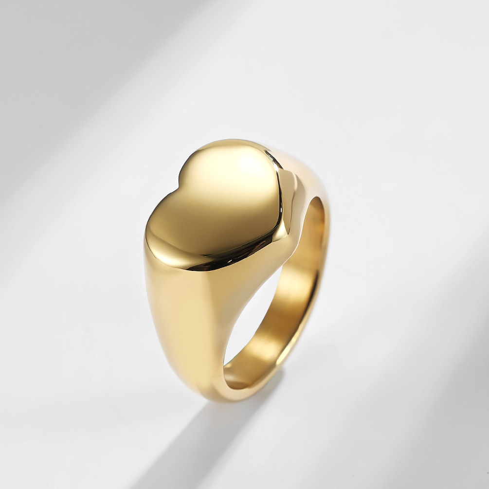 Customized Women Signet Ring C - Initial Ring Custom recension och pris